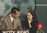 Immagine di Intervista alla celebrità Giovanna Ferrara Newark New Jersey USA, 1957, secondo 38 filmato di repertorio 65675079453