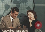 Immagine di Intervista alla celebrità Giovanna Ferrara Newark New Jersey USA, 1957, secondo 43 filmato di repertorio 65675079453
