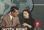 Immagine di Intervista alla celebrità Giovanna Ferrara Newark New Jersey USA, 1957, secondo 46 filmato di repertorio 65675079453