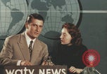 Immagine di Intervista alla celebrità Giovanna Ferrara Newark New Jersey USA, 1957, secondo 55 filmato di repertorio 65675079453