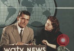 Immagine di Intervista alla celebrità Giovanna Ferrara Newark New Jersey USA, 1957, secondo 58 filmato di repertorio 65675079453