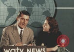 Immagine di Intervista alla celebrità Giovanna Ferrara Newark New Jersey USA, 1957, secondo 59 filmato di repertorio 65675079453