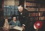 Immagine di Casa Italiana library students reading United States USA, 1957, secondo 27 filmato di repertorio 65675079455