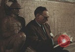 Image Des Italiens lisent à la bibliothèque Italie, 1957, de la seconde 6 séquences d'archives historiques vidéo 65675079464