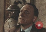 Image Des Italiens lisent à la bibliothèque Italie, 1957, de la seconde 13 séquences d'archives historiques vidéo 65675079464