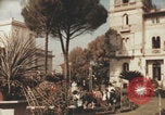 Image écoliers jouant dans une aire de jeux Rome Italie, 1957, de la seconde 1 séquences d'archives historiques vidéo 65675079465