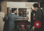 Image Appareils électroménagers américains en Italie Italie, 1957, de la seconde 15 séquences d'archives historiques vidéo 65675079466
