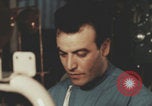 Image Fabrication de scooters Vespa en Italie Pontedera Italie, 1957, de la seconde 1 séquences d'archives historiques vidéo 65675079467