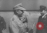 Immagine di Il generale Kesselring esamina la difesa costiera Italia, 1943, secondo 12 filmato di repertorio 65675079476