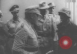 Immagine di Il generale Kesselring esamina la difesa costiera Italia, 1943, secondo 13 filmato di repertorio 65675079476
