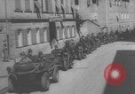 Immagine di Le unità motorizzate della Wehrmacht tedesca entrano in Italia Italia, 1943, secondo 1 filmato di repertorio 65675079477