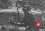 Immagine di Le unità motorizzate della Wehrmacht tedesca entrano in Italia Italia, 1943, secondo 49 filmato di repertorio 65675079477