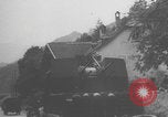 Immagine di Le unità motorizzate della Wehrmacht tedesca entrano in Italia Italia, 1943, secondo 55 filmato di repertorio 65675079477