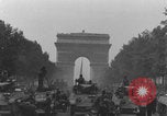 Image Défilé de la victoire du général Leclerc Paris France, 1944, de la seconde 12 séquences d'archives historiques vidéo 65675079497