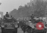 Image Défilé de la victoire du général Leclerc Paris France, 1944, de la seconde 49 séquences d'archives historiques vidéo 65675079497