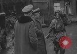 Image La division Panzer allemande entre dans la ville Belgique, 1944, de la seconde 18 séquences d'archives historiques vidéo 65675079521