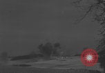 Image Des canons antiaériens allemands attaquent des avions alliés Belgique, 1944, de la seconde 28 séquences d'archives historiques vidéo 65675079523