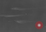 Image Des canons antiaériens allemands attaquent des avions alliés Belgique, 1944, de la seconde 38 séquences d'archives historiques vidéo 65675079523