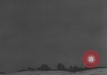 Image Des canons antiaériens allemands attaquent des avions alliés Belgique, 1944, de la seconde 40 séquences d'archives historiques vidéo 65675079523
