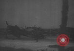 Image La Luftwaffe mitraille les avions alliés Allemagne, 1945, de la seconde 9 séquences d'archives historiques vidéo 65675079524
