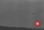 Image La Luftwaffe mitraille les avions alliés Allemagne, 1945, de la seconde 26 séquences d'archives historiques vidéo 65675079524