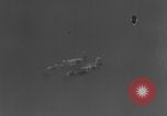 Image La Luftwaffe mitraille les avions alliés Allemagne, 1945, de la seconde 59 séquences d'archives historiques vidéo 65675079524
