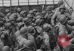 Image Des soldats afro-américains débarquent d'un navire Europe, 1944, de la seconde 23 séquences d'archives historiques vidéo 65675079527