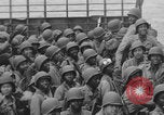 Image Des soldats afro-américains débarquent d'un navire Europe, 1944, de la seconde 34 séquences d'archives historiques vidéo 65675079527