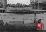 Image Des soldats afro-américains débarquent d'un navire Europe, 1944, de la seconde 49 séquences d'archives historiques vidéo 65675079527