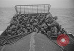 Image Des soldats afro-américains débarquent d'un navire Europe, 1944, de la seconde 56 séquences d'archives historiques vidéo 65675079527