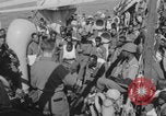 Image Un aumônier chrétien dirige un service religieux Europe, 1944, de la seconde 8 séquences d'archives historiques vidéo 65675079529