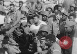 Image Un aumônier chrétien dirige un service religieux Europe, 1944, de la seconde 18 séquences d'archives historiques vidéo 65675079529