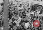 Image Un aumônier chrétien dirige un service religieux Europe, 1944, de la seconde 38 séquences d'archives historiques vidéo 65675079529