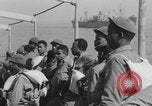 Image Un aumônier chrétien dirige un service religieux Europe, 1944, de la seconde 42 séquences d'archives historiques vidéo 65675079529