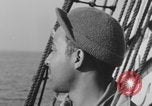 Image Des soldats afro-américains attachent un appareil lumineux Europe, 1944, de la seconde 39 séquences d'archives historiques vidéo 65675079533