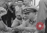 Image Les soldats américains reçoivent un salaire en espèces Japon, 1945, de la seconde 30 séquences d'archives historiques vidéo 65675079538