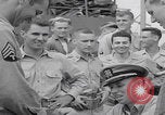 Image Les soldats américains reçoivent un salaire en espèces Japon, 1945, de la seconde 38 séquences d'archives historiques vidéo 65675079538