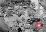 Image Les soldats américains reçoivent un salaire en espèces Japon, 1945, de la seconde 39 séquences d'archives historiques vidéo 65675079538