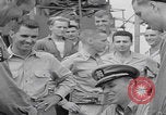 Image Les soldats américains reçoivent un salaire en espèces Japon, 1945, de la seconde 40 séquences d'archives historiques vidéo 65675079538