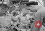 Image Les soldats américains reçoivent un salaire en espèces Japon, 1945, de la seconde 47 séquences d'archives historiques vidéo 65675079538
