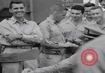 Image Les soldats américains reçoivent un salaire en espèces Japon, 1945, de la seconde 53 séquences d'archives historiques vidéo 65675079538