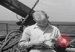 Image Les soldats américains reçoivent un salaire en espèces Japon, 1945, de la seconde 58 séquences d'archives historiques vidéo 65675079538