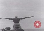 Standbild Flugzeugträger Flugzeug Landung United States USA, 1939, aus Sekunde 11 historischem Filmmaterial Videoclip 65675079548