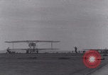 Standbild Flugzeugträger Flugzeug Landung United States USA, 1939, aus Sekunde 20 historischem Filmmaterial Videoclip 65675079548