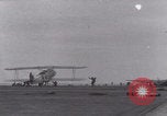 Standbild Flugzeugträger Flugzeug Landung United States USA, 1939, aus Sekunde 21 historischem Filmmaterial Videoclip 65675079548