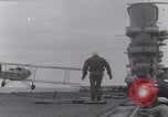 Standbild Flugzeugträger Flugzeug Landung United States USA, 1939, aus Sekunde 27 historischem Filmmaterial Videoclip 65675079548