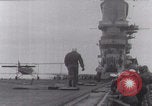 Standbild Flugzeugträger Flugzeug Landung United States USA, 1939, aus Sekunde 28 historischem Filmmaterial Videoclip 65675079548