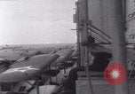 Standbild Flugzeugträger Flugzeug Landung United States USA, 1939, aus Sekunde 42 historischem Filmmaterial Videoclip 65675079548