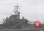 Standbild Vought F-8 Crusader hebt vom Flugzeugträger ab Vietnam, 1965, aus Sekunde 20 historischem Filmmaterial Videoclip 65675079555