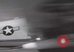 Standbild Aktion auf dem Flugdeck der USS Hancock Vietnam, 1965, aus Sekunde 49 historischem Filmmaterial Videoclip 65675079557